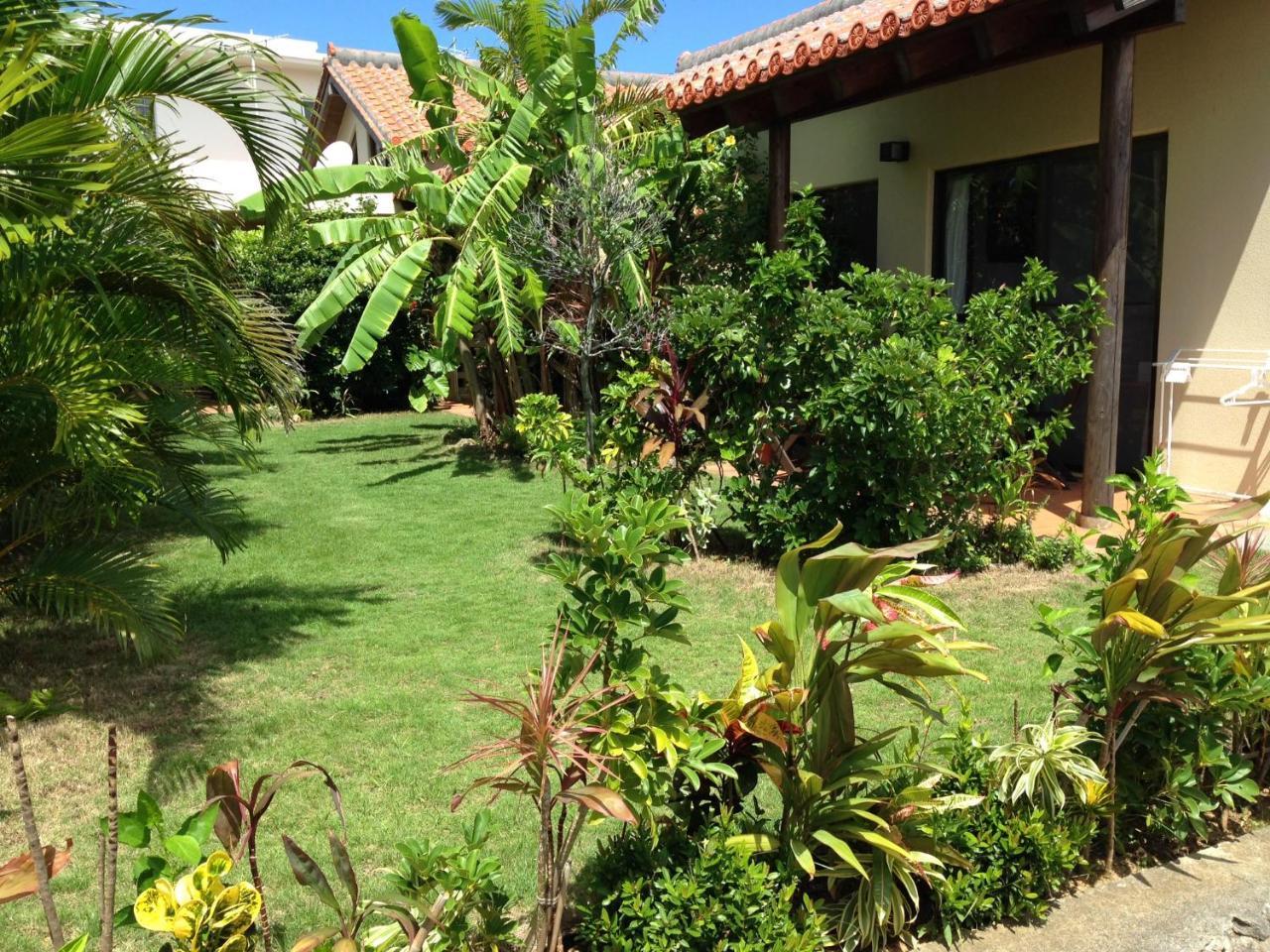 Akachichi Guesthouse Onna Exterior photo